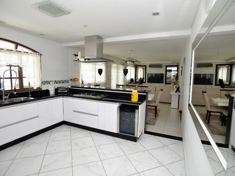 Casa à venda Centro com 6000m² e 5 quartos por R$ 2.800.000 - 702072272-casa-maripa-6.jpeg