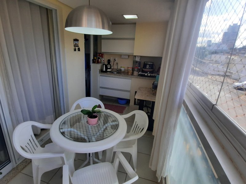 Apartamento à venda Parque Jardim Europa com 94m² e 3 quartos por R$ 590.000 - 1251832330-sacada-imagem-01.jpg