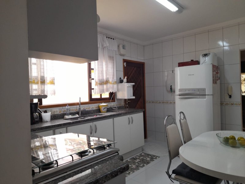 Casa à venda Vila Flórida com 200m² e 3 quartos por R$ 630.000 - 1762685875-img-20220404-wa0041.jpg