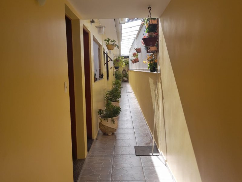 Casa à venda Vila Flórida com 200m² e 3 quartos por R$ 630.000 - 2010605408-img-20220404-wa0052.jpg