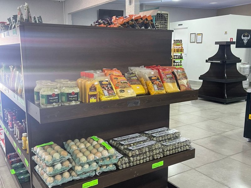 Comercial à venda Centro com 200m² e 1 quarto por R$ 320.000 - 1329884746-whatsapp-image-2022-03-29-at-07.jpeg