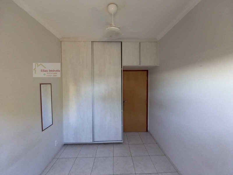 Casa à venda Jardim Yolanda com 245m² e 3 quartos por R$ 570.000 - 1412166092-32.jpg