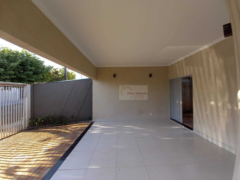 Casa à venda Jardim Yolanda com 245m² e 3 quartos por R$ 570.000 - 161168054-08.jpg