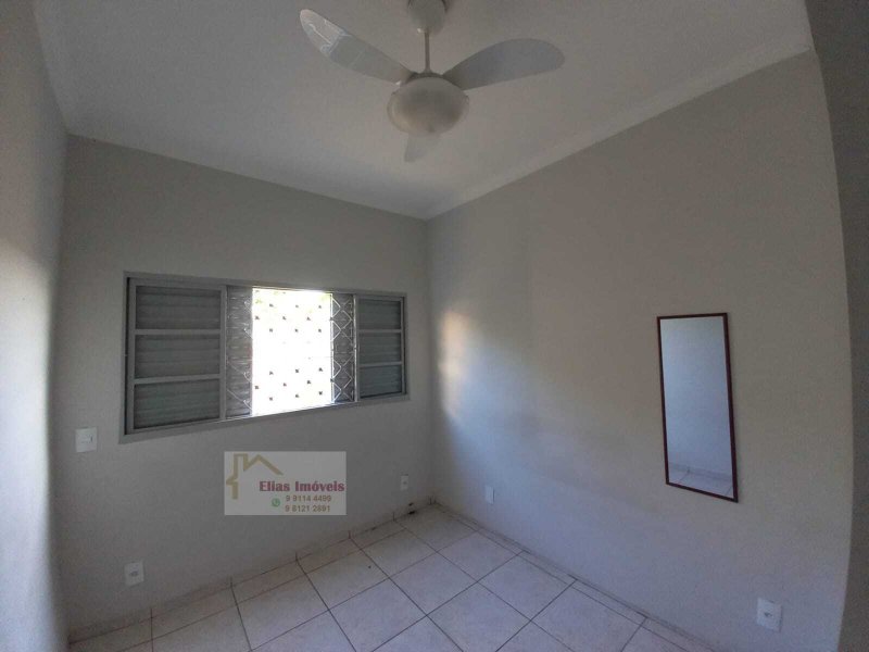 Casa à venda Jardim Yolanda com 245m² e 3 quartos por R$ 570.000 - 2086535044-33.jpg