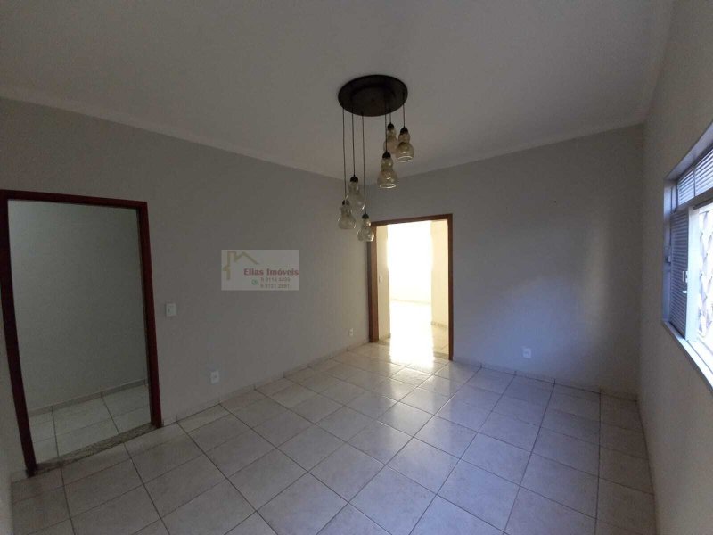 Casa à venda Jardim Yolanda com 245m² e 3 quartos por R$ 570.000 - 284422391-39.jpg