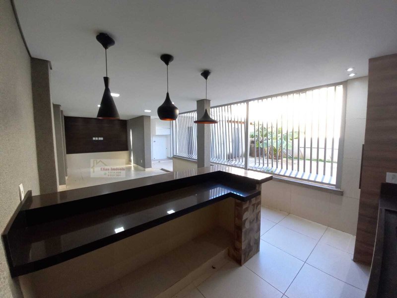 Casa à venda Jardim Yolanda com 245m² e 3 quartos por R$ 570.000 - 653729046-18.jpg