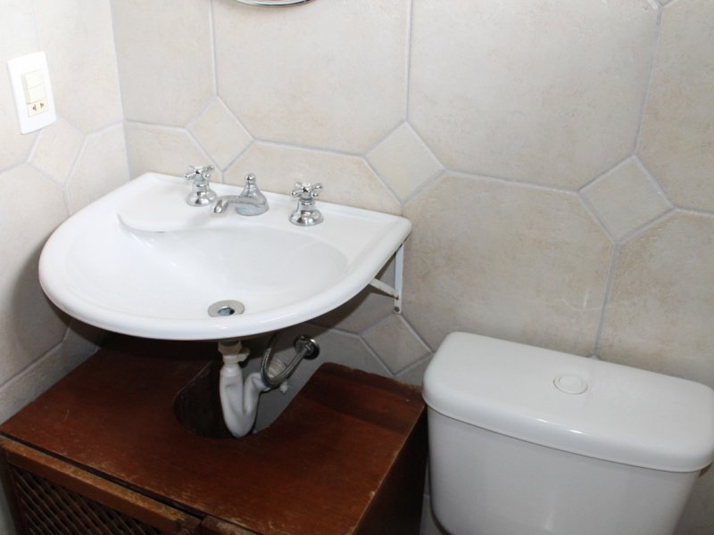 Casa à venda Santa Felicidade com 144m² e 3 quartos por R$ 1.090.000 - 1917881526-lavabo-2.jpg