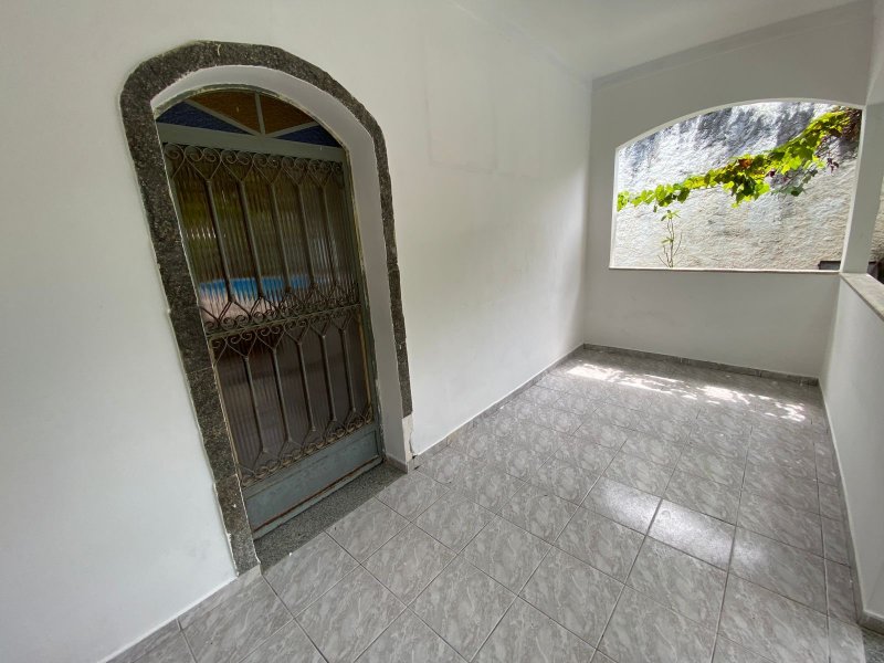 Casa à venda Bangu com 380m² e 4 quartos por R$ 65.000.000 - 48132053-ddada2aa-2e38-47b8-8ca7-bf377819d390.jpeg