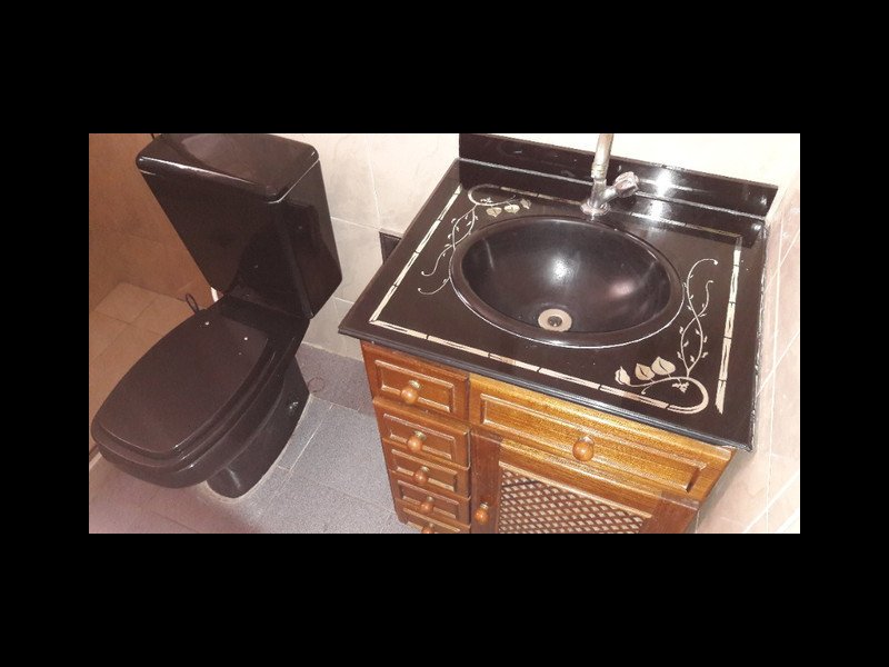 Apartamento à venda São Lourenço com 56m² e 1 quarto por R$ 230.000 - 331878194-banheiro.jpg