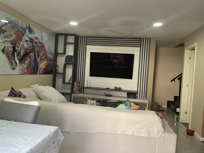 Casa de condomínio à venda Maracanã com 196m² e 3 quartos por R$ 1.000.000 - 1360513644-d63c0095-7755-43cb-8d77-c57f13fc66b2.jpeg