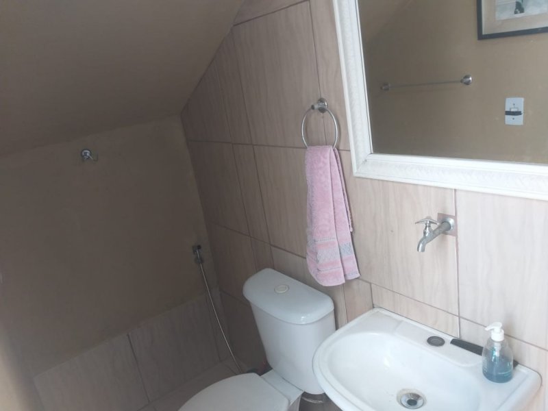 Casa à venda Guaratiba com 225m² e 5 quartos por R$ 165.000 - 1974011262-banheiro-externo.jpg