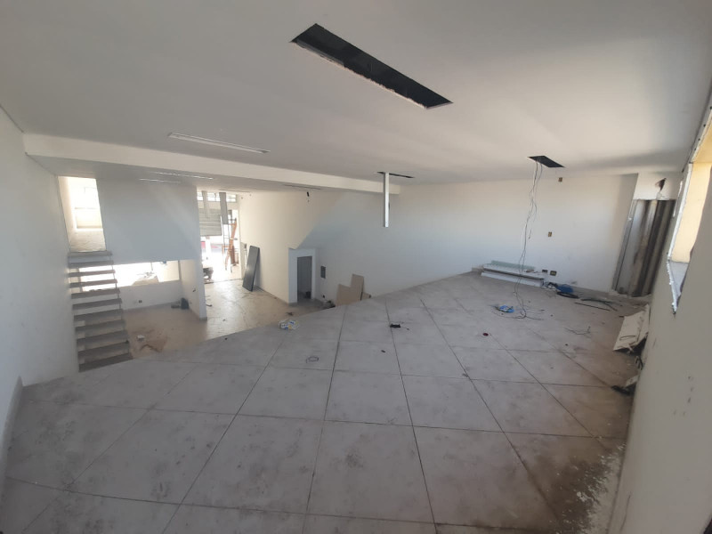 Comercial à venda Centro com 727m² e 1 quarto por R$ 1.800.000 - 1694004287-img-20220617-wa0014.jpg
