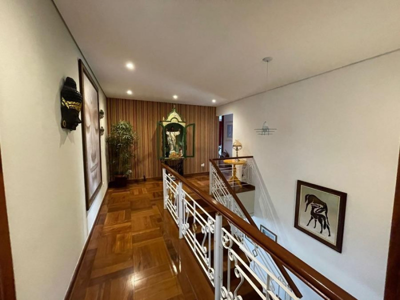Casa de condomínio à venda Morada dos Pinheiros (Aldeia da Serra) com 500m² e 5 quartos por R$ 2.300.000 - 1958597034-12-circulacao.jpg
