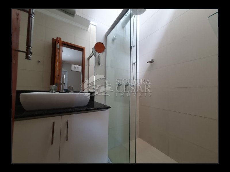 Casa de condomínio à venda Vila Guiomar com 230m² e 3 quartos por R$ 850.000 - 1376639399-banheiro-suite-01.jpg