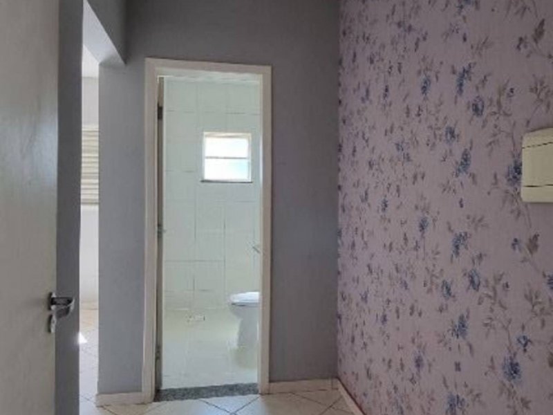 Casa à venda Heimtal com 70m² e 3 quartos por R$ 240.000 - 1685088610-kvnkpyapunh0.jpg