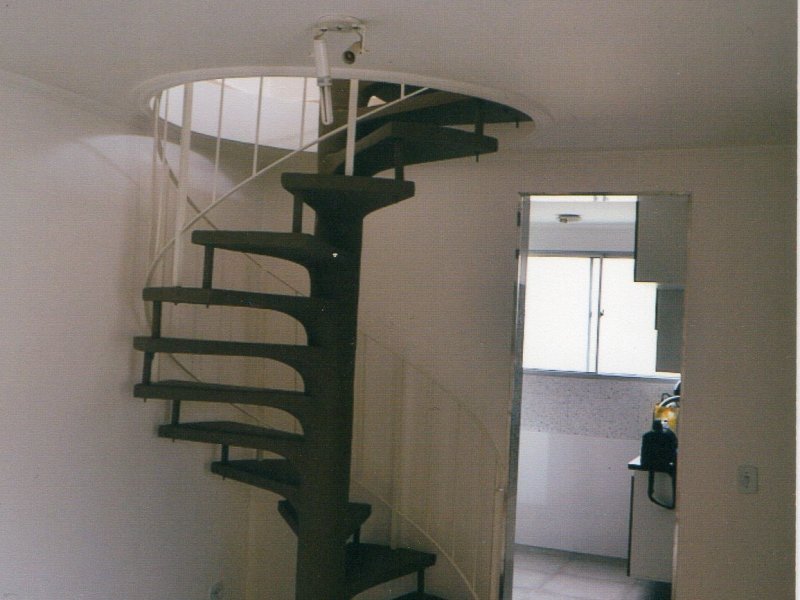 Cobertura à venda Paulicéia com 140m² e 3 quartos por R$ 580.000 - 404573208-sala-2-ambientes.jpg