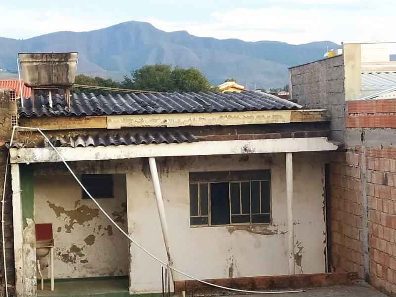Terreno à venda Milionários (Barreiro) com 180m² e 1 quarto por R$ 269.000 - 27612471-8.jpeg