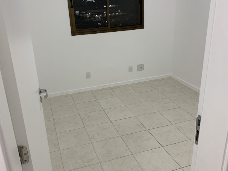 Apartamento à venda Vargem Grande com 85m² e 3 quartos por R$ 460.000 - 1640634123-quarto-2.JPG