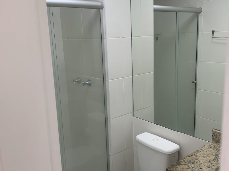 Apartamento à venda Vargem Grande com 85m² e 3 quartos por R$ 460.000 - 304718385-banheiro-1.JPG