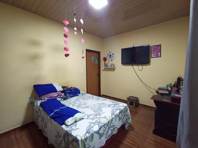 Casa à venda Tarumã com 200m² e 2 quartos por R$ 150.000 - 279546506-img-20220320-124820-599.jpg