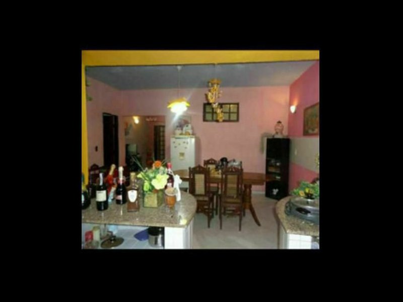 Casa à venda Centro com 140m² e 3 quartos por R$ 230.000 - 101227753-b9c8a5b6-1c16-470b-8267-1f20542b2bac.jpg