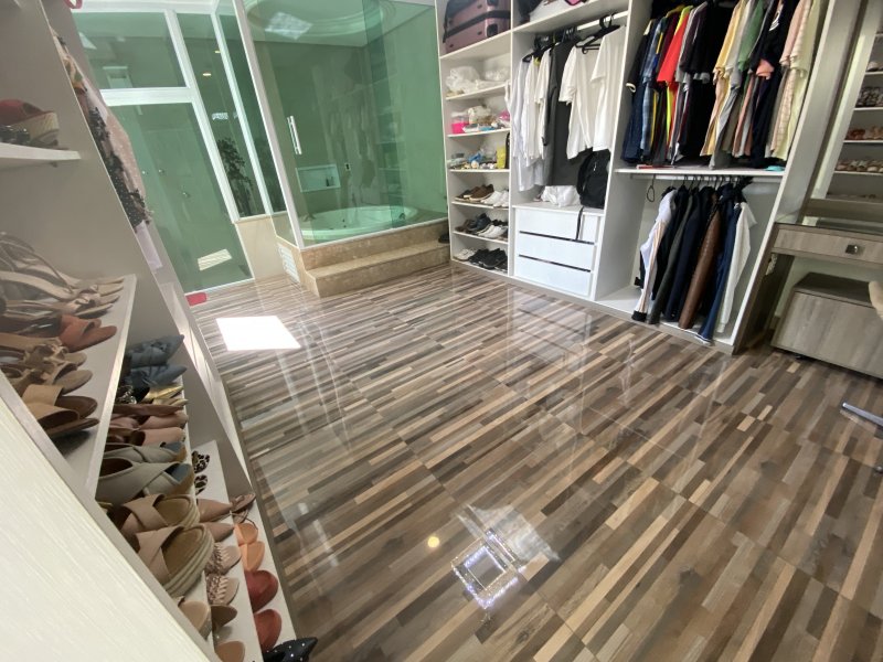 Casa de condomínio à venda Colina Verde com 260m² e 4 quartos por R$ 980.000 - 1582099023-a8aa3f24-9f2a-4c74-a809-057ef54891bf.jpeg