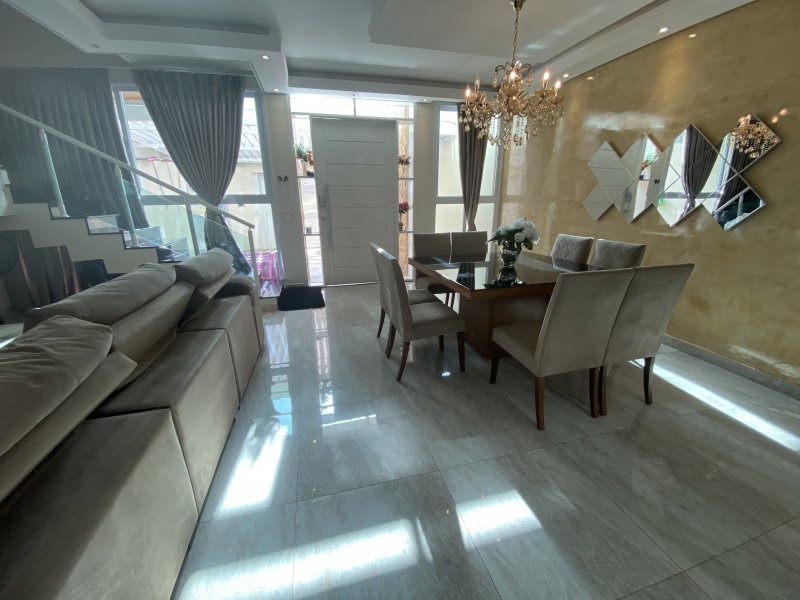 Casa de condomínio à venda Colina Verde com 260m² e 4 quartos por R$ 980.000 - 1880328596-09433a9c-334c-4522-a58b-0bc52fb3c175.jpeg