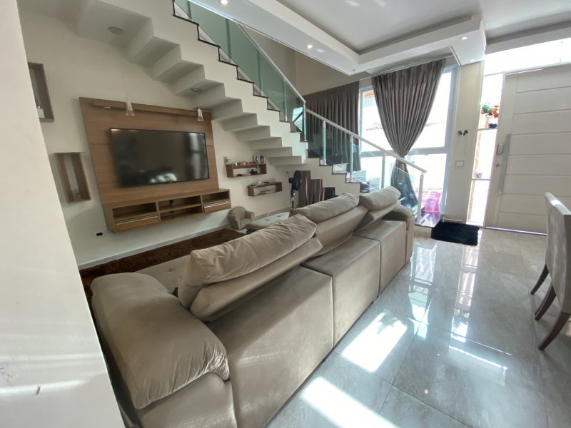 Casa de condomínio à venda Colina Verde com 260m² e 4 quartos por R$ 980.000 - 301443169-c27b8b60-8e9a-4d0e-8655-0e351afa3065.jpeg