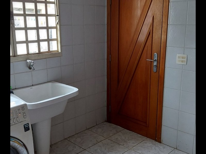 Casa de condomínio à venda Granja Viana com 465m² e 5 quartos por R$ 3.000.000 - 130336839-6d908e53-e5c5-4156-ad93-fd29687bd059.jpg