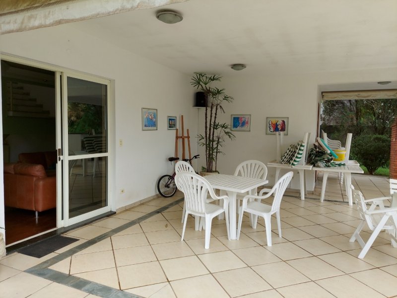 Casa de condomínio à venda Granja Viana com 465m² e 5 quartos por R$ 3.000.000 - 1518381589-b5d7642d-6806-46cd-89b3-1f4cb39a9f77.jpg