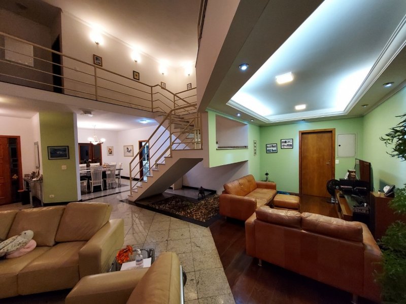 Casa de condomínio à venda Granja Viana com 465m² e 5 quartos por R$ 3.000.000 - 1887601965-065d7dc0-deba-4d33-82d8-c740d141e3a5.jpg