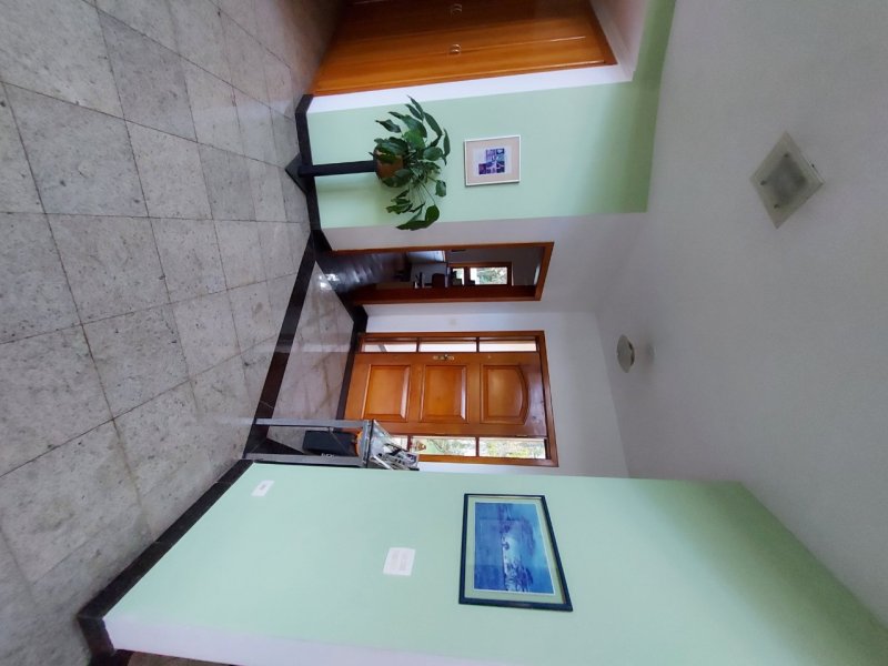 Casa de condomínio à venda Granja Viana com 465m² e 5 quartos por R$ 3.000.000 - 1942194997-a65e85ba-0099-4115-8a36-b9e9ee0e51be.jpg