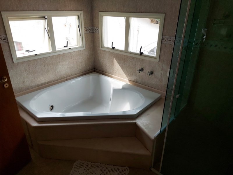 Casa de condomínio à venda Granja Viana com 465m² e 5 quartos por R$ 3.000.000 - 203729551-ac45e82f-a0ff-4d51-9107-5a7b93350661.jpg