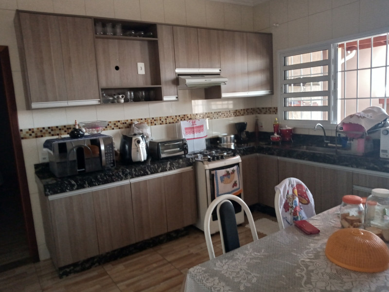 Casa à venda Jardim Rossin com 250m² e 3 quartos por R$ 430 - 1041786779-img-20211014-155539587.jpg