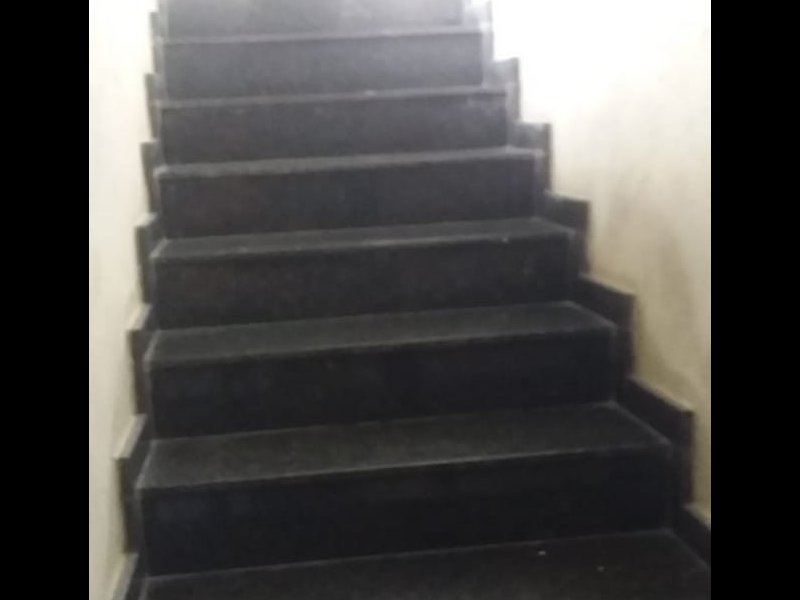 Casa à venda Tucuruvi com 446m² e 5 quartos por R$ 1.700.000 - 1870983969-8-escada-para-os-quartos.jpeg