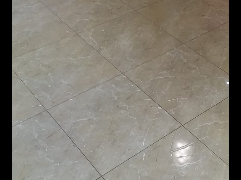 Casa à venda Tucuruvi com 446m² e 5 quartos por R$ 1.700.000 - 983727265-19-piso-laminado-da-sala.jpeg