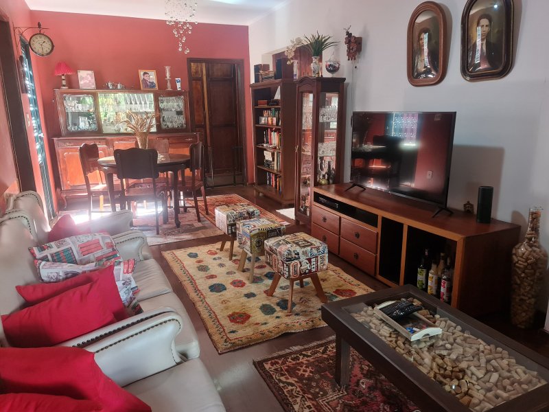 Casa à venda Jardim Irajá com 155m² e 3 quartos por R$ 800.000 - 2032967030-estar.jpg