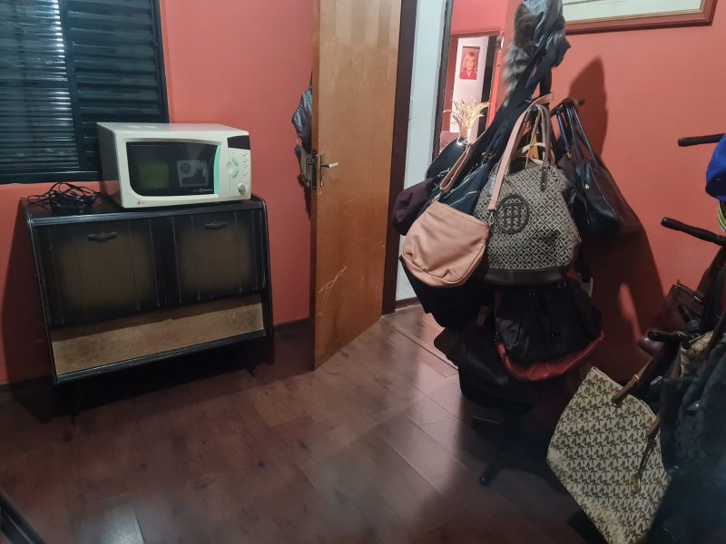 Casa à venda Jardim Irajá com 155m² e 3 quartos por R$ 800.000 - 2083104965-qt-3.jpeg