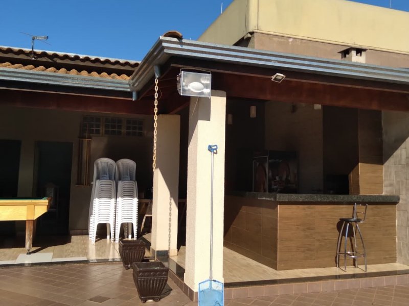 Casa à venda Centro com 1080m² e 2 quartos por R$ 1.200.000 - 113814120-img-20220407-wa0142.jpg