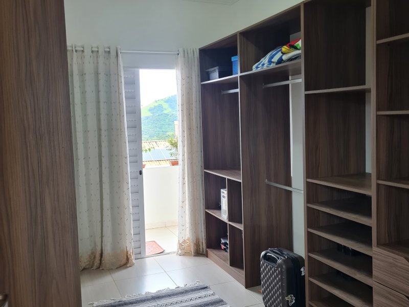 Casa de condomínio à venda Rio Abaixo com 200m² e 3 quartos por R$ 980.000 - 1611239008-20220312-090106.jpg