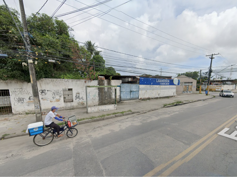 Terreno à venda Cordeiro com 632m² e 1 quarto por R$ 720 - 794923024-casa-abdias.png