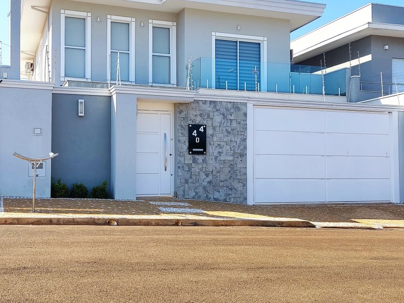 Casa à venda Centro com 300m² e 3 quartos por R$ 1.500.000 - 1676615188-img-20220421-093730.jpg