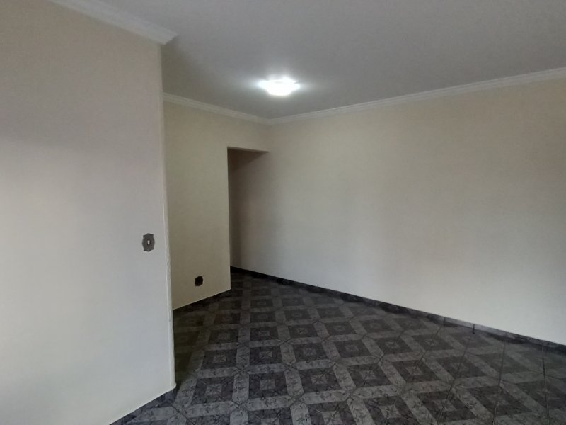 Apartamento à venda Jardim Bela Vista com 68m² e 2 quartos por R$ 365.000 - 63342945-014-sala-v3.jpg