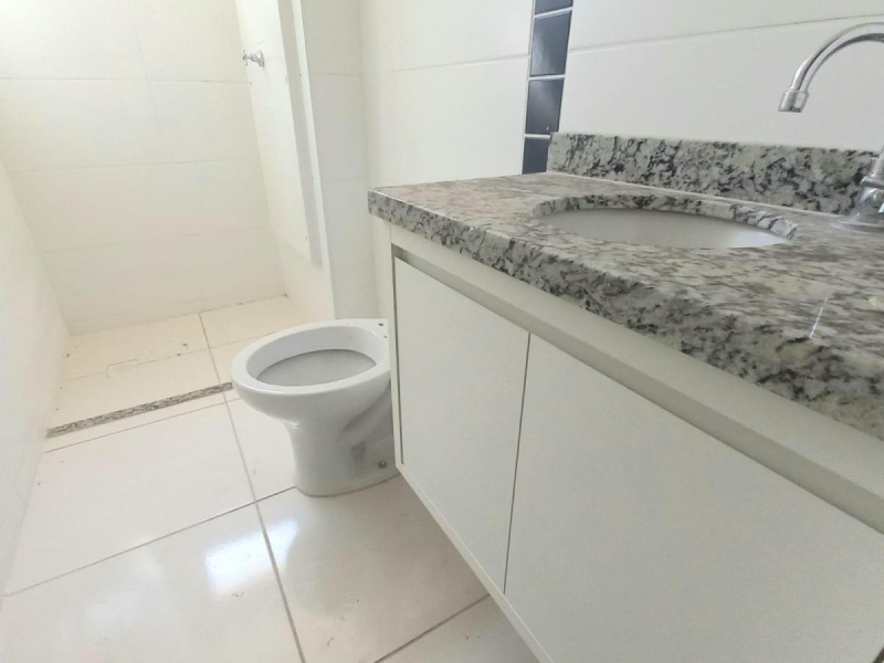 Apartamento à venda Jardim Nova Iguacu com 63m² e 2 quartos por R$ 225.000 - 1908322674-banh.png
