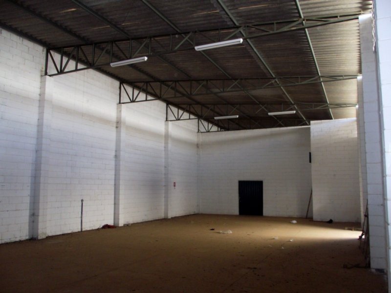 Comercial à venda Setor Santo André com 1040m² e 1 quarto por R$ 3.000.000 - 1161791308-dscf0470-resolucao-do-desktop.JPG