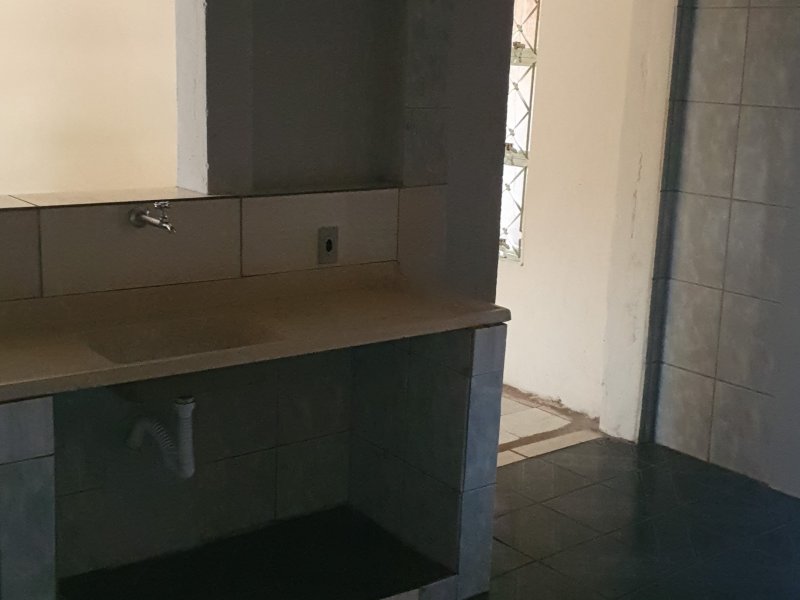 Casa à venda Centro com 288m² e 2 quartos por R$ 175.000 - 1049840143-img-20220418-wa0037.jpeg