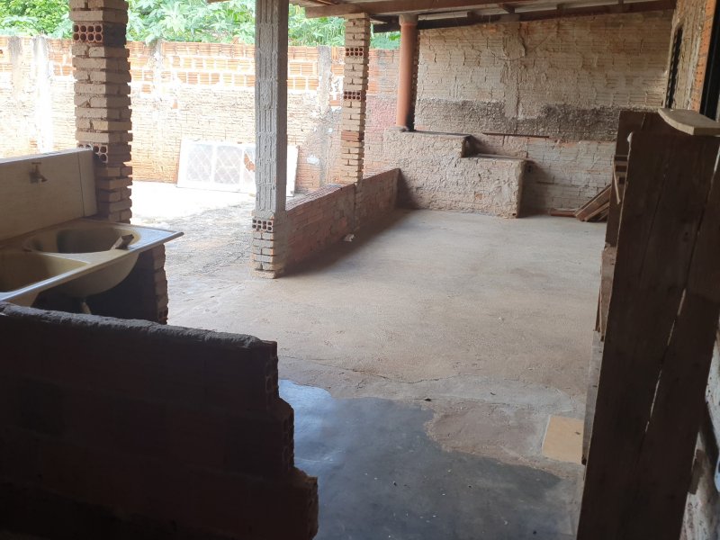 Casa à venda Centro com 288m² e 2 quartos por R$ 175.000 - 1273762095-img-20220418-wa0029.jpeg