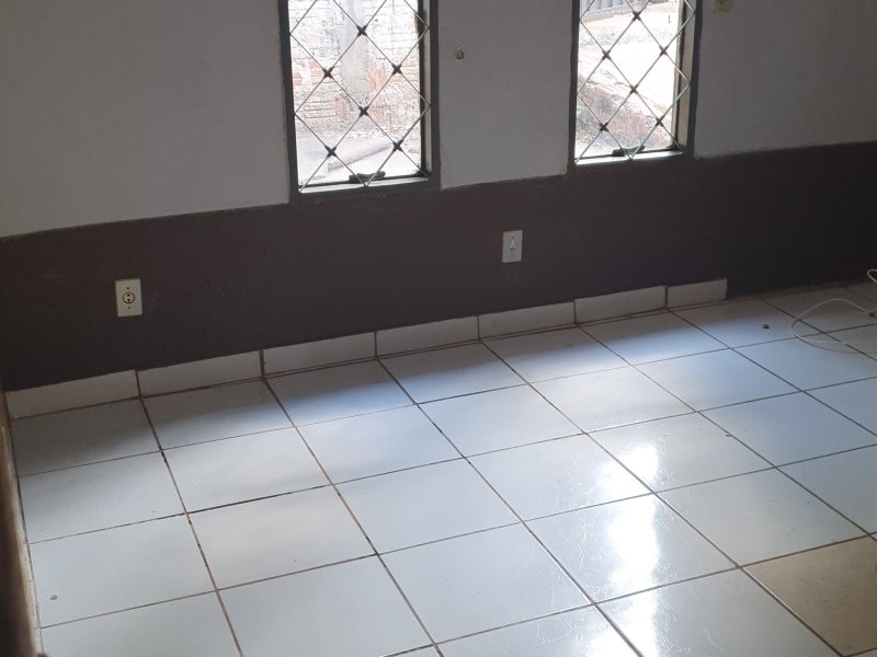 Casa à venda Centro com 288m² e 2 quartos por R$ 175.000 - 718586724-img-20220418-wa0044.jpeg