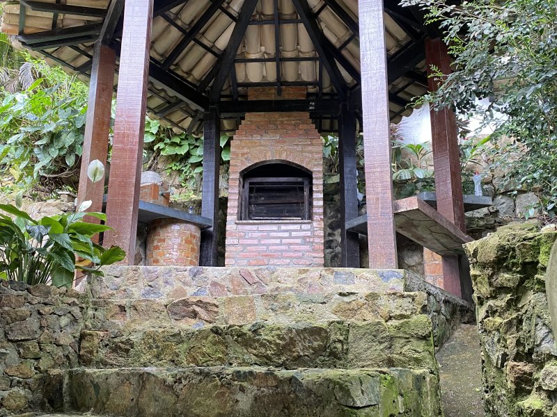 Comercial à venda Taio com 300m² e 1 quarto por R$ 1.350.000 - 348285023-churrasqueira.jpg