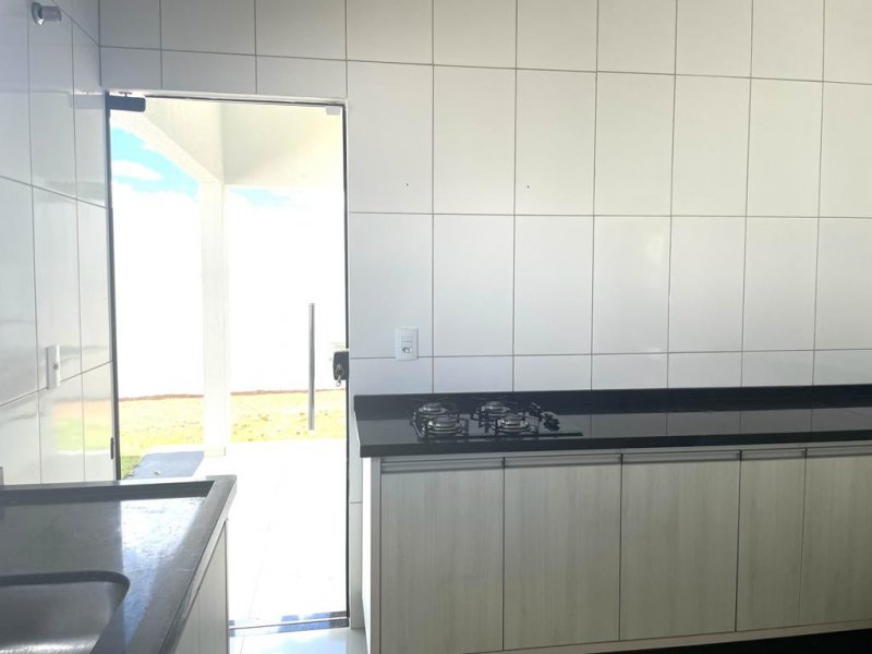 Casa à venda Residencial Parque das Rosas com 92m² e 3 quartos por R$ 350.000 - 1871077459-img-20220224-wa0071.jpg